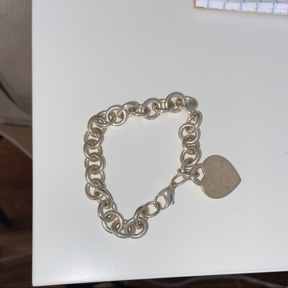 Heart tag charm bracelet